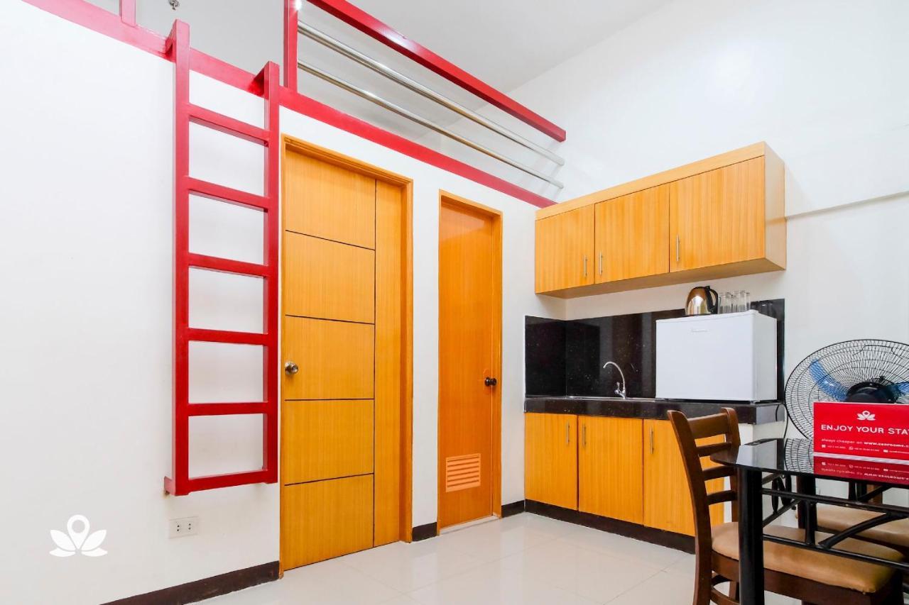 סן פדרו מקאטי Zen Rooms Time Travellers Makati מראה חיצוני תמונה